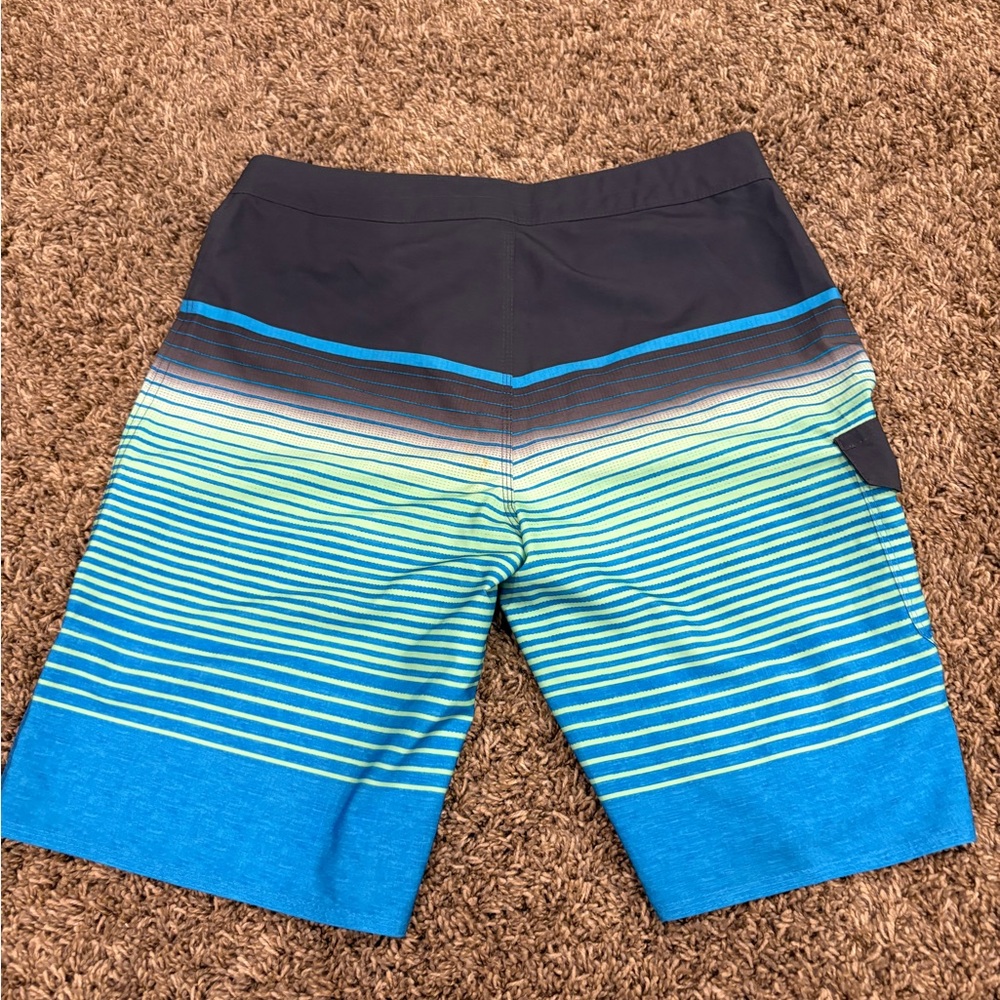 Billabong Black and Gray Board Shorts - Picture 4 of 7